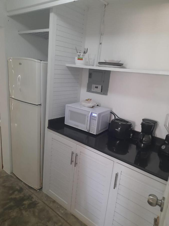 Cabarete Kite Beach Rooms & Condos ภายนอก รูปภาพ